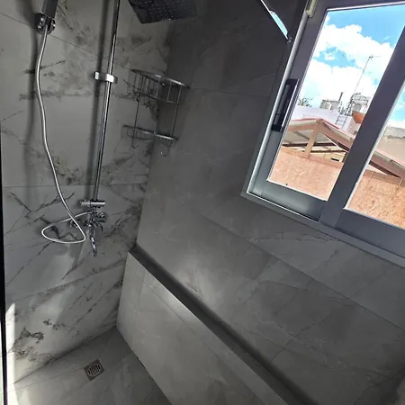 בית הארחה Town Centre 2*